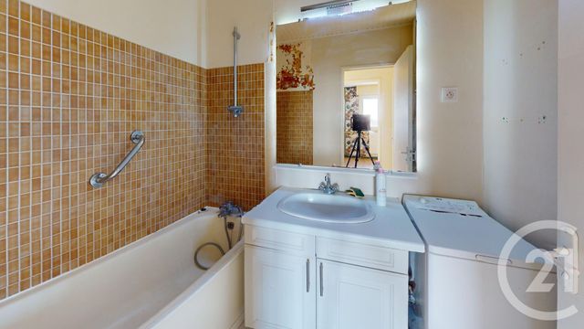 Appartement F3 à vendre - 3 pièces - 71,96 m2 - Ivry Sur Seine - 94 - ILE-DE-FRANCE