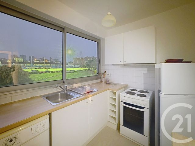 Appartement F2 &agrave; louer - 2 pi&egrave;ces - 42 m2 - Ivry Sur Seine - 94 - ILE-DE-FRANCE