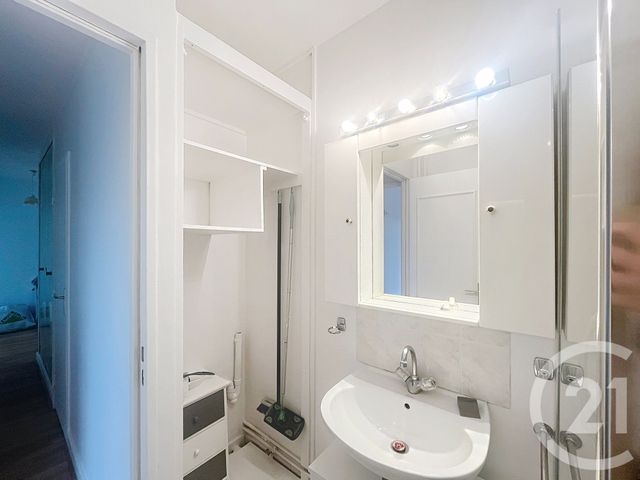 Appartement F2 à louer - 2 pièces - 42 m2 - Ivry Sur Seine - 94 - ILE-DE-FRANCE