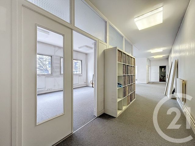 Afficher la photo en grand Divers à vendre - 84,05 m2 - Ivry Sur Seine - 94 - ILE-DE-FRANCE