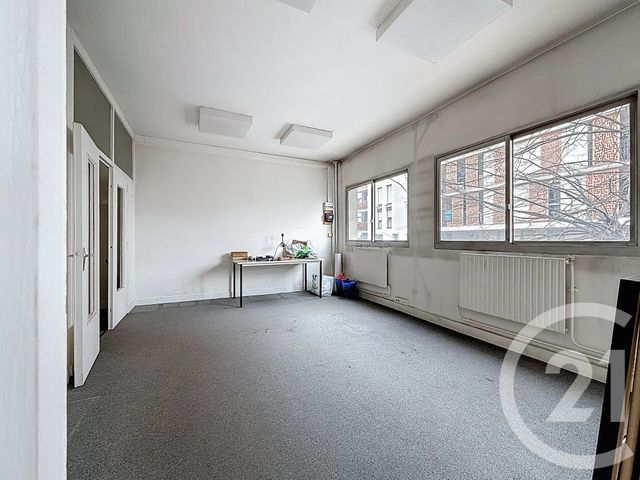 Afficher la photo en grand Divers à vendre - 84,05 m2 - Ivry Sur Seine - 94 - ILE-DE-FRANCE