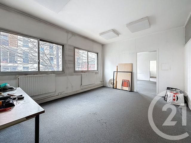 Afficher la photo en grand Divers à vendre - 84,05 m2 - Ivry Sur Seine - 94 - ILE-DE-FRANCE