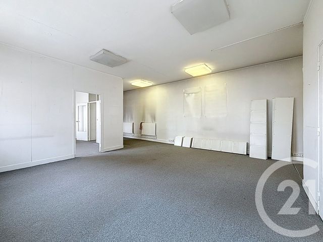 Afficher la photo en grand Divers à vendre - 84,05 m2 - Ivry Sur Seine - 94 - ILE-DE-FRANCE