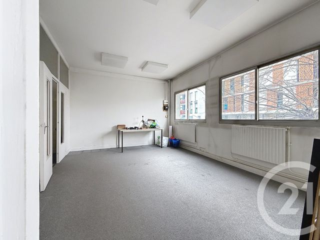 Afficher la photo en grand Divers à vendre - 84,05 m2 - Ivry Sur Seine - 94 - ILE-DE-FRANCE