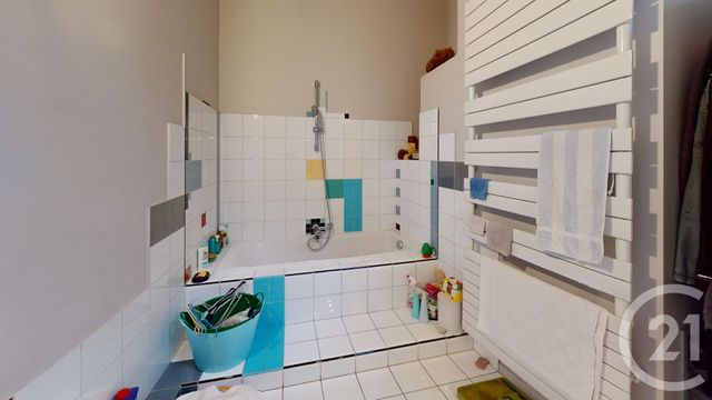 Appartement Loft à vendre - 3 pièces - 85,01 m2 - Ivry Sur Seine - 94 - ILE-DE-FRANCE