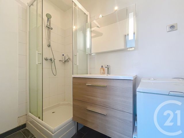 Appartement F2 &agrave; louer - 2 pi&egrave;ces - 44,01 m2 - Ivry Sur Seine - 94 - ILE-DE-FRANCE