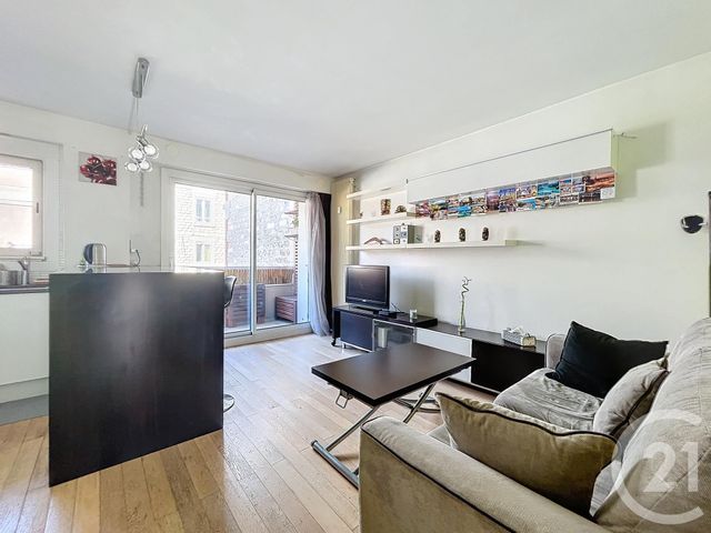 Afficher la photo en grand Appartement F3 à vendre - 3 pièces - 46,49 m2 - Ivry Sur Seine - 94 - ILE-DE-FRANCE