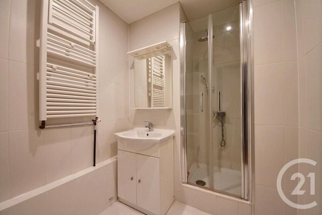 Appartement F3 à louer - 3 pièces - 52,19 m2 - Ivry Sur Seine - 94 - ILE-DE-FRANCE