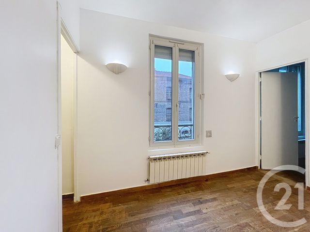 Appartement F2 &agrave; louer - 2 pi&egrave;ces - 34,25 m2 - Ivry Sur Seine - 94 - ILE-DE-FRANCE