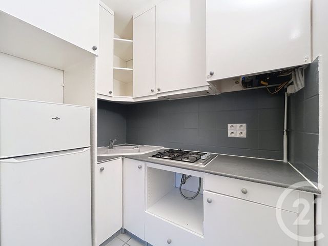 Appartement F2 &agrave; louer - 2 pi&egrave;ces - 34,25 m2 - Ivry Sur Seine - 94 - ILE-DE-FRANCE