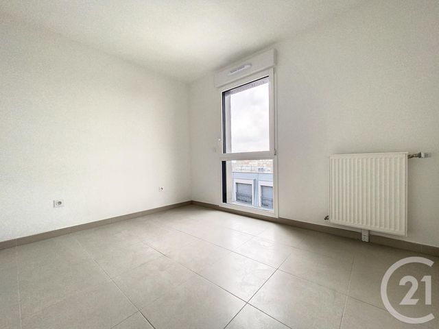 Appartement F3 &agrave; louer - 3 pi&egrave;ces - 60,26 m2 - Villejuif - 94 - ILE-DE-FRANCE