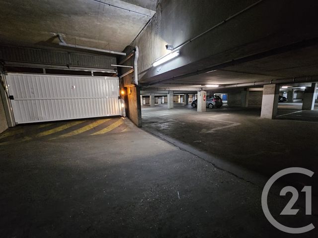 Parking &agrave; vendre - 13,50 m2 - Ivry Sur Seine - 94 - ILE-DE-FRANCE