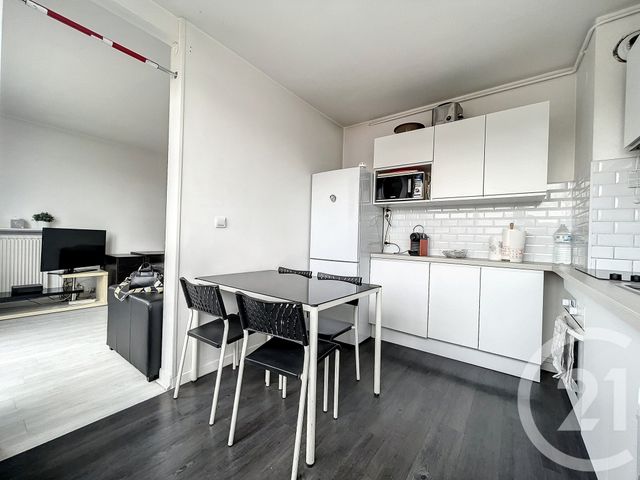 Appartement F2 &agrave; louer - 2 pi&egrave;ces - 42,16 m2 - Vitry Sur Seine - 94 - ILE-DE-FRANCE