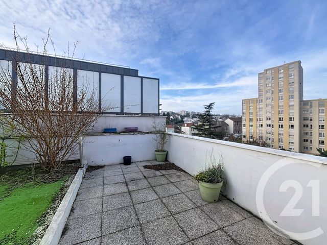 Appartement F3 &agrave; louer - 3 pi&egrave;ces - 58,74 m2 - Vitry Sur Seine - 94 - ILE-DE-FRANCE