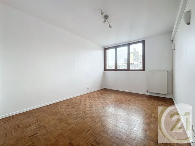 Appartement F3 &agrave; louer - 3 pi&egrave;ces - 50,12 m2 - Ivry Sur Seine - 94 - ILE-DE-FRANCE
