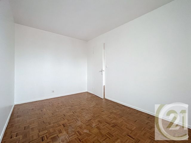 Appartement F3 &agrave; louer - 3 pi&egrave;ces - 50,12 m2 - Ivry Sur Seine - 94 - ILE-DE-FRANCE