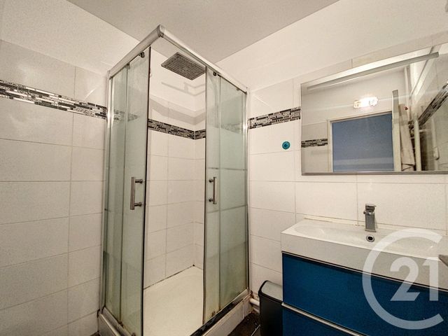 Appartement F3 &agrave; louer - 3 pi&egrave;ces - 67,83 m2 - Ivry Sur Seine - 94 - ILE-DE-FRANCE