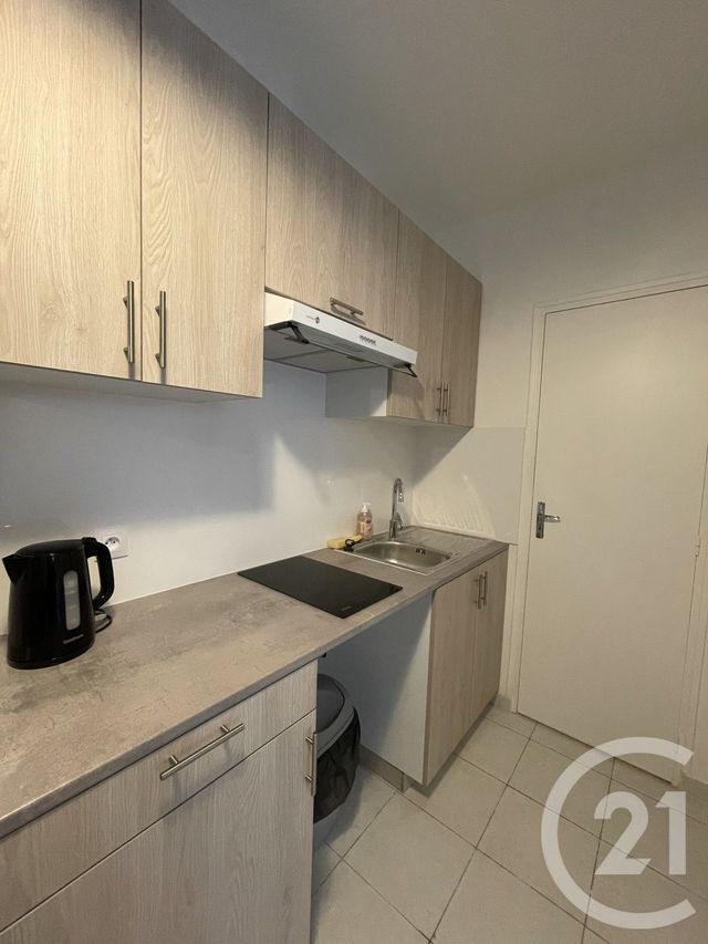 Appartement Studio &agrave; louer - 1 pi&egrave;ce - 22,13 m2 - Ivry Sur Seine - 94 - ILE-DE-FRANCE