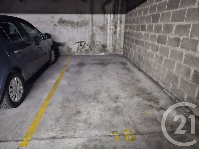 Parking &agrave; vendre - 13 m2 - Ivry Sur Seine - 94 - ILE-DE-FRANCE