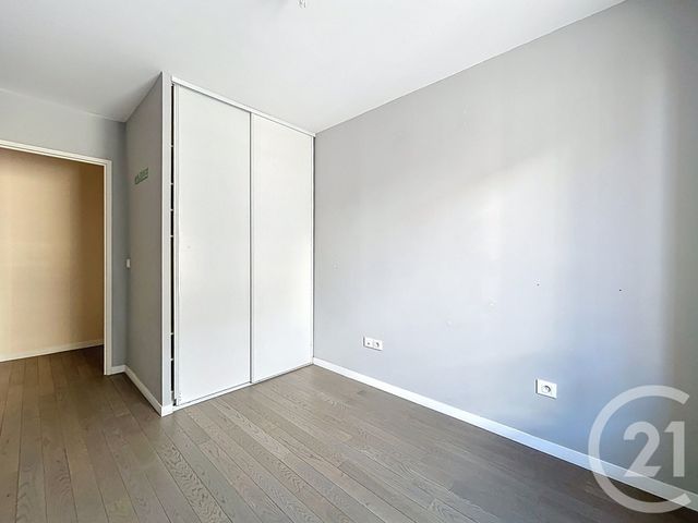 Appartement F3 &agrave; louer - 3 pi&egrave;ces - 58,13 m2 - Ivry Sur Seine - 94 - ILE-DE-FRANCE