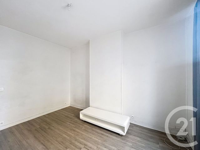 Appartement Studio &agrave; louer - 1 pi&egrave;ce - 25,01 m2 - Ivry Sur Seine - 94 - ILE-DE-FRANCE