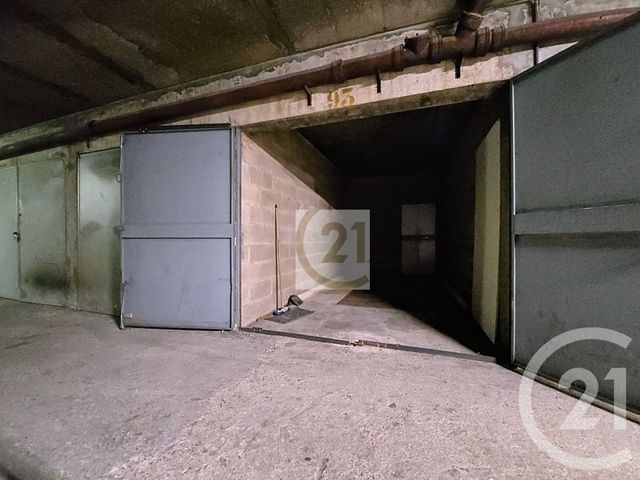 Parking &agrave; vendre - 12,42 m2 - Ivry Sur Seine - 94 - ILE-DE-FRANCE