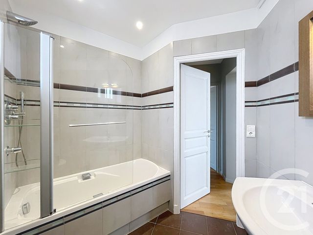 Appartement Duplex &agrave; louer - 6 pi&egrave;ces - 100,10 m2 - Vitry Sur Seine - 94 - ILE-DE-FRANCE