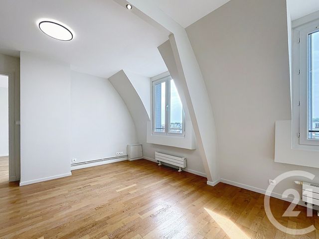 Appartement Duplex &agrave; louer - 6 pi&egrave;ces - 100,10 m2 - Vitry Sur Seine - 94 - ILE-DE-FRANCE