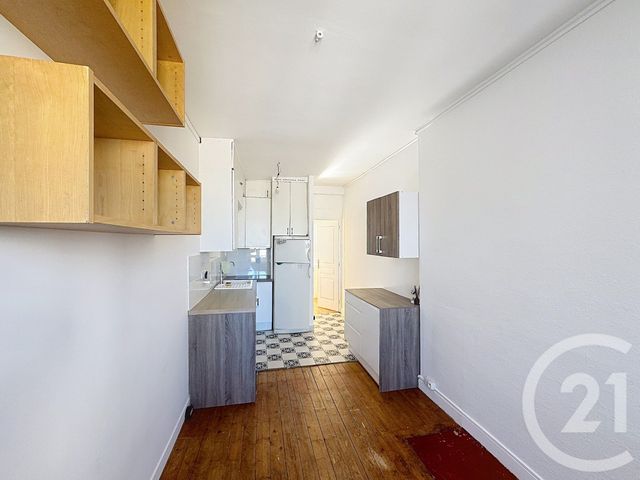 Appartement F2 &agrave; louer - 2 pi&egrave;ces - 32,98 m2 - Ivry Sur Seine - 94 - ILE-DE-FRANCE