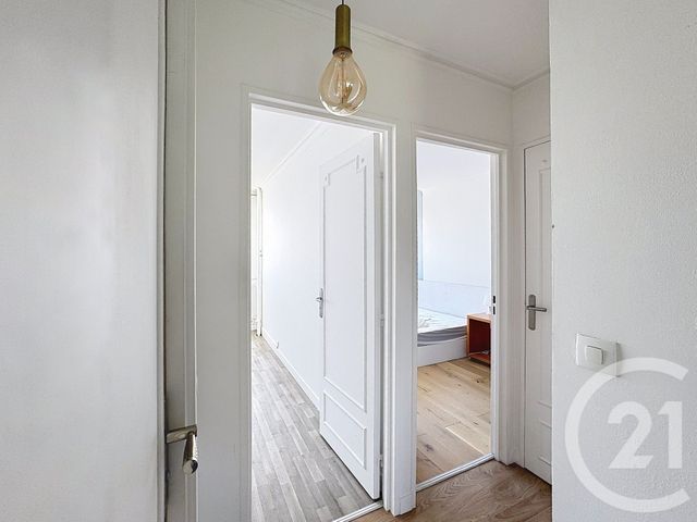 Appartement F3 &agrave; louer - 3 pi&egrave;ces - 63,59 m2 - Ivry Sur Seine - 94 - ILE-DE-FRANCE