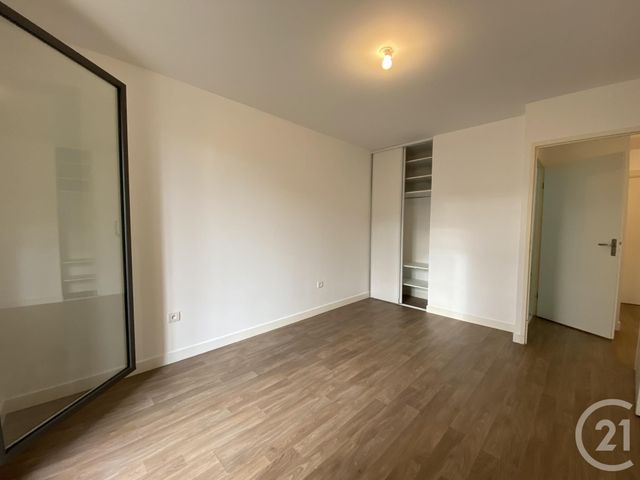 Appartement F2 &agrave; louer - 2 pi&egrave;ces - 45,15 m2 - Ivry Sur Seine - 94 - ILE-DE-FRANCE