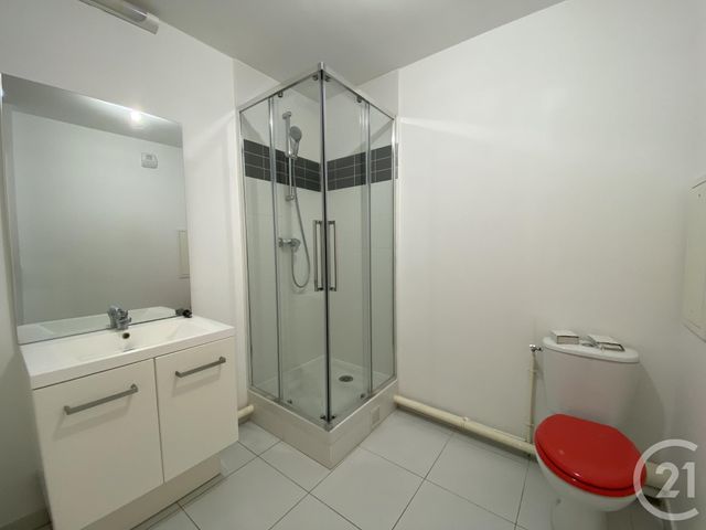 Appartement F2 &agrave; louer - 2 pi&egrave;ces - 45,15 m2 - Ivry Sur Seine - 94 - ILE-DE-FRANCE
