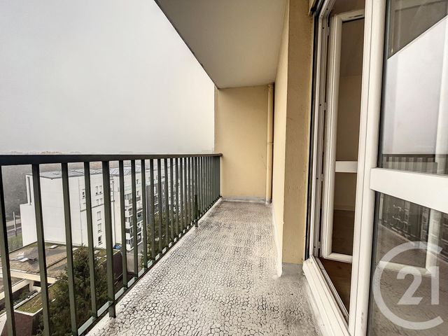 Appartement F1 &agrave; louer - 1 pi&egrave;ce - 33,82 m2 - Ivry Sur Seine - 94 - ILE-DE-FRANCE