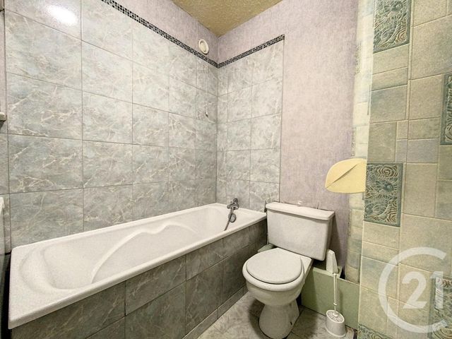 Appartement F1 &agrave; louer - 1 pi&egrave;ce - 33,82 m2 - Ivry Sur Seine - 94 - ILE-DE-FRANCE