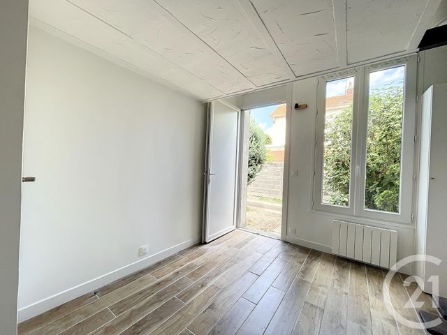 Appartement Studio &agrave; louer - 1 pi&egrave;ce - 14,73 m2 - Vitry Sur Seine - 94 - ILE-DE-FRANCE