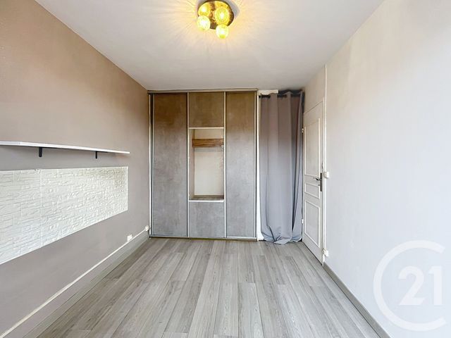 Appartement F2 &agrave; louer - 2 pi&egrave;ces - 41,64 m2 - Ivry Sur Seine - 94 - ILE-DE-FRANCE
