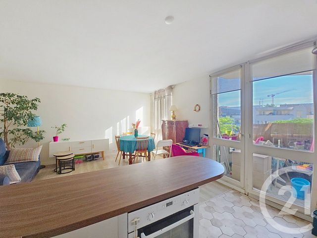 Appartement F3 &agrave; vendre - 3 pi&egrave;ces - 67,02 m2 - Ivry Sur Seine - 94 - ILE-DE-FRANCE
