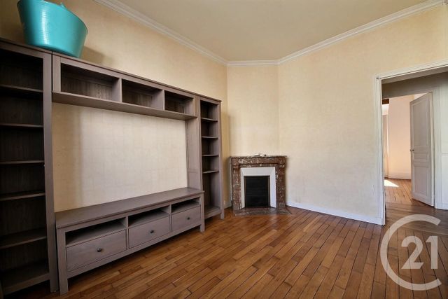 Appartement F2 &agrave; louer - 2 pi&egrave;ces - 36,32 m2 - Ivry Sur Seine - 94 - ILE-DE-FRANCE