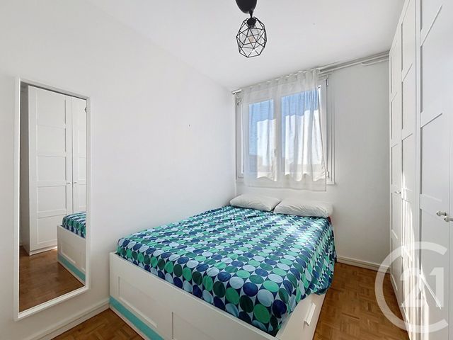 Appartement F5 &agrave; louer - 5 pi&egrave;ces - 88,47 m2 - Ivry Sur Seine - 94 - ILE-DE-FRANCE