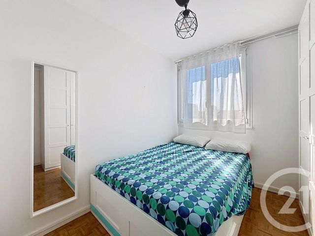 Appartement F5 &agrave; louer - 5 pi&egrave;ces - 88,47 m2 - Ivry Sur Seine - 94 - ILE-DE-FRANCE