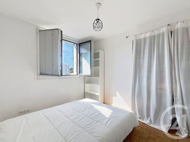 Appartement F5 &agrave; louer - 5 pi&egrave;ces - 88,47 m2 - Ivry Sur Seine - 94 - ILE-DE-FRANCE