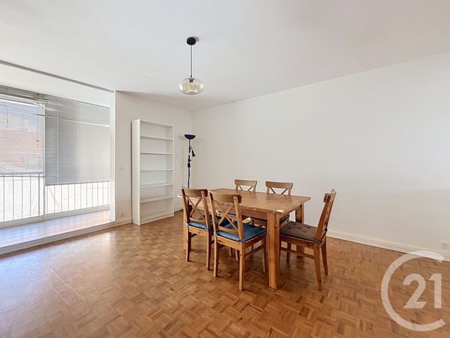 Appartement F5 &agrave; louer - 5 pi&egrave;ces - 88,47 m2 - Ivry Sur Seine - 94 - ILE-DE-FRANCE