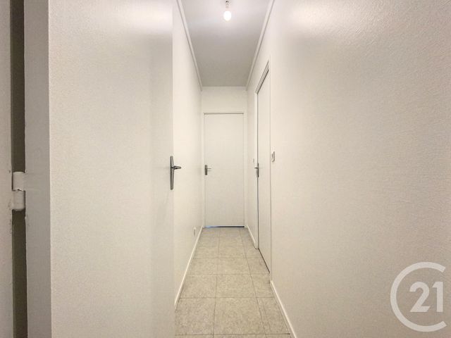 Appartement F2 &agrave; louer - 2 pi&egrave;ces - 48,77 m2 - Ivry Sur Seine - 94 - ILE-DE-FRANCE