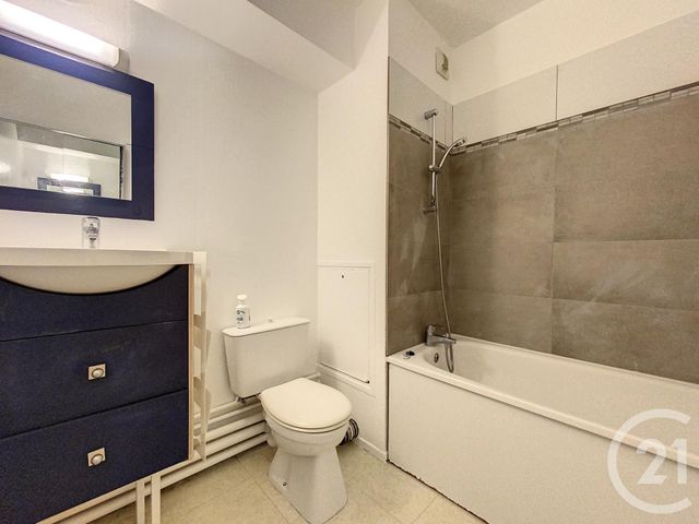 Appartement F2 &agrave; louer - 2 pi&egrave;ces - 48,77 m2 - Ivry Sur Seine - 94 - ILE-DE-FRANCE