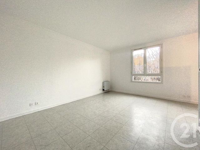 Appartement F2 &agrave; louer - 2 pi&egrave;ces - 48,77 m2 - Ivry Sur Seine - 94 - ILE-DE-FRANCE
