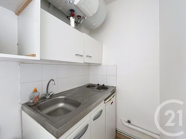 Appartement Studio &agrave; louer - 1 pi&egrave;ce - 15,73 m2 - Ivry Sur Seine - 94 - ILE-DE-FRANCE