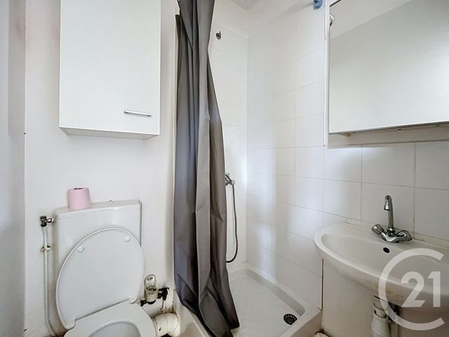Appartement Studio &agrave; louer - 1 pi&egrave;ce - 15,73 m2 - Ivry Sur Seine - 94 - ILE-DE-FRANCE