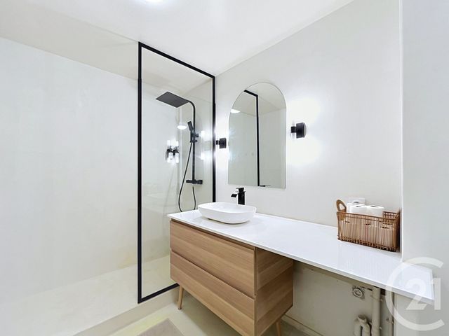Appartement F3 &agrave; louer - 3 pi&egrave;ces - 69,27 m2 - Vitry Sur Seine - 94 - ILE-DE-FRANCE