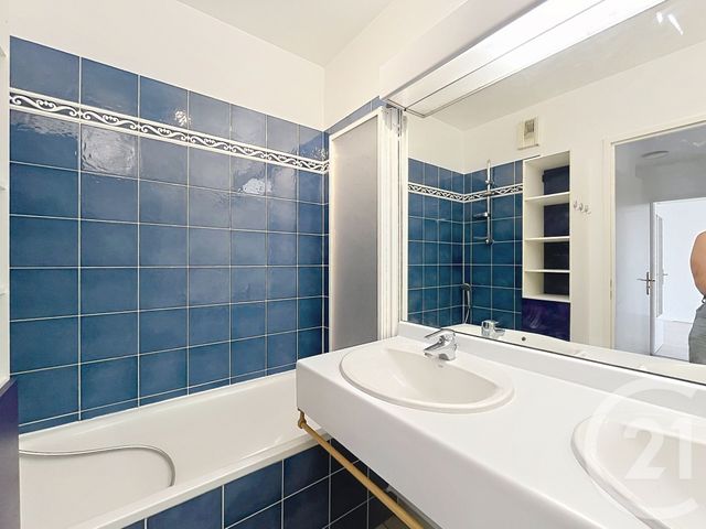 Appartement F2 &agrave; louer - 2 pi&egrave;ces - 44,83 m2 - Ivry Sur Seine - 94 - ILE-DE-FRANCE
