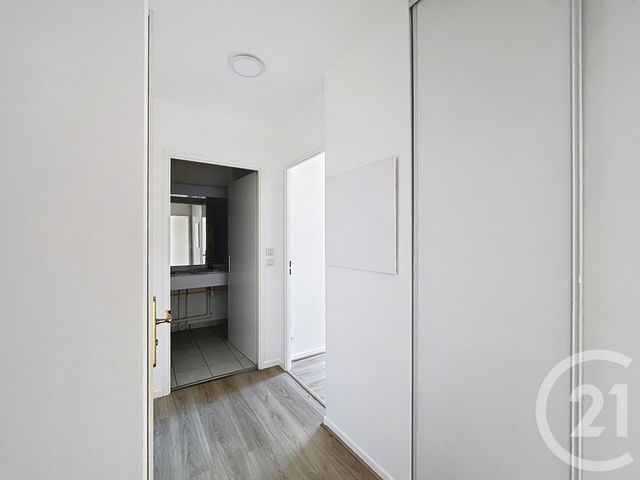 Appartement F2 &agrave; louer - 2 pi&egrave;ces - 44,83 m2 - Ivry Sur Seine - 94 - ILE-DE-FRANCE